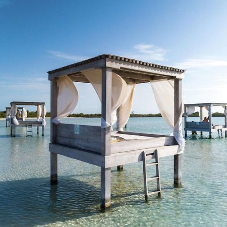Mahogany Bay Resort And Beach Club, Curio Collection San Pedro  Exterior foto