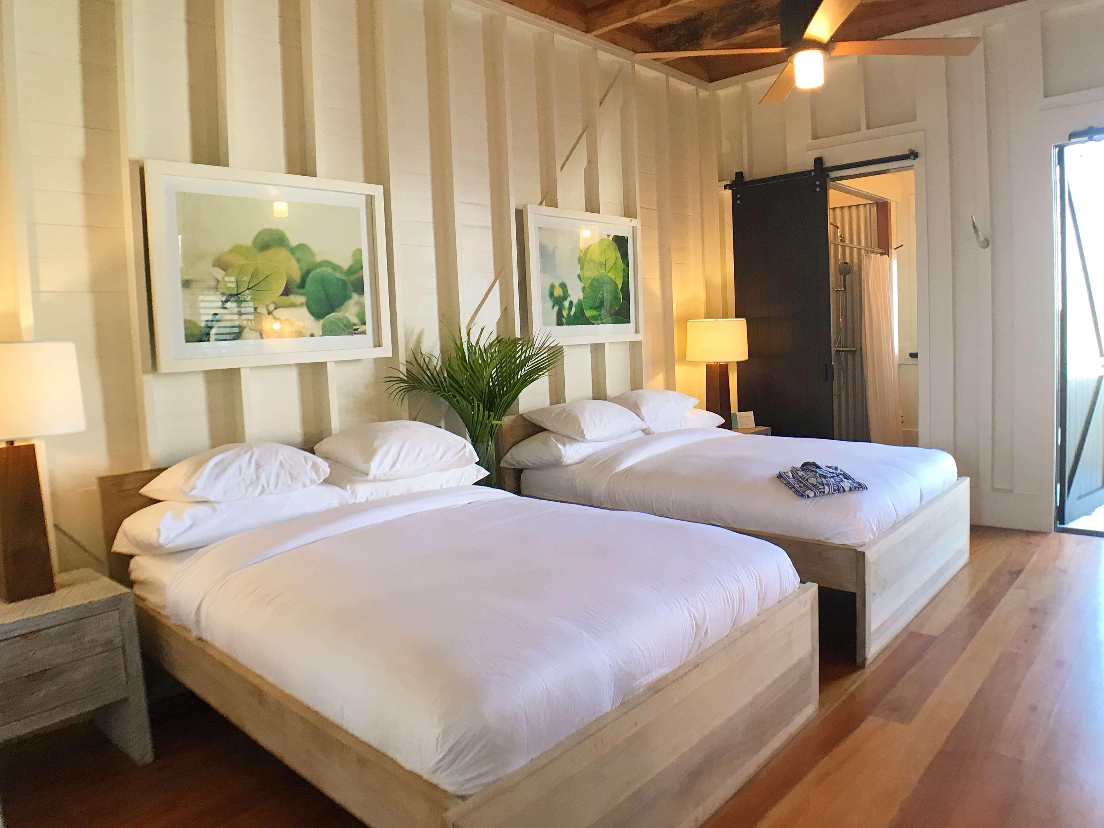 Mahogany Bay Resort And Beach Club, Curio Collection San Pedro  Exterior foto