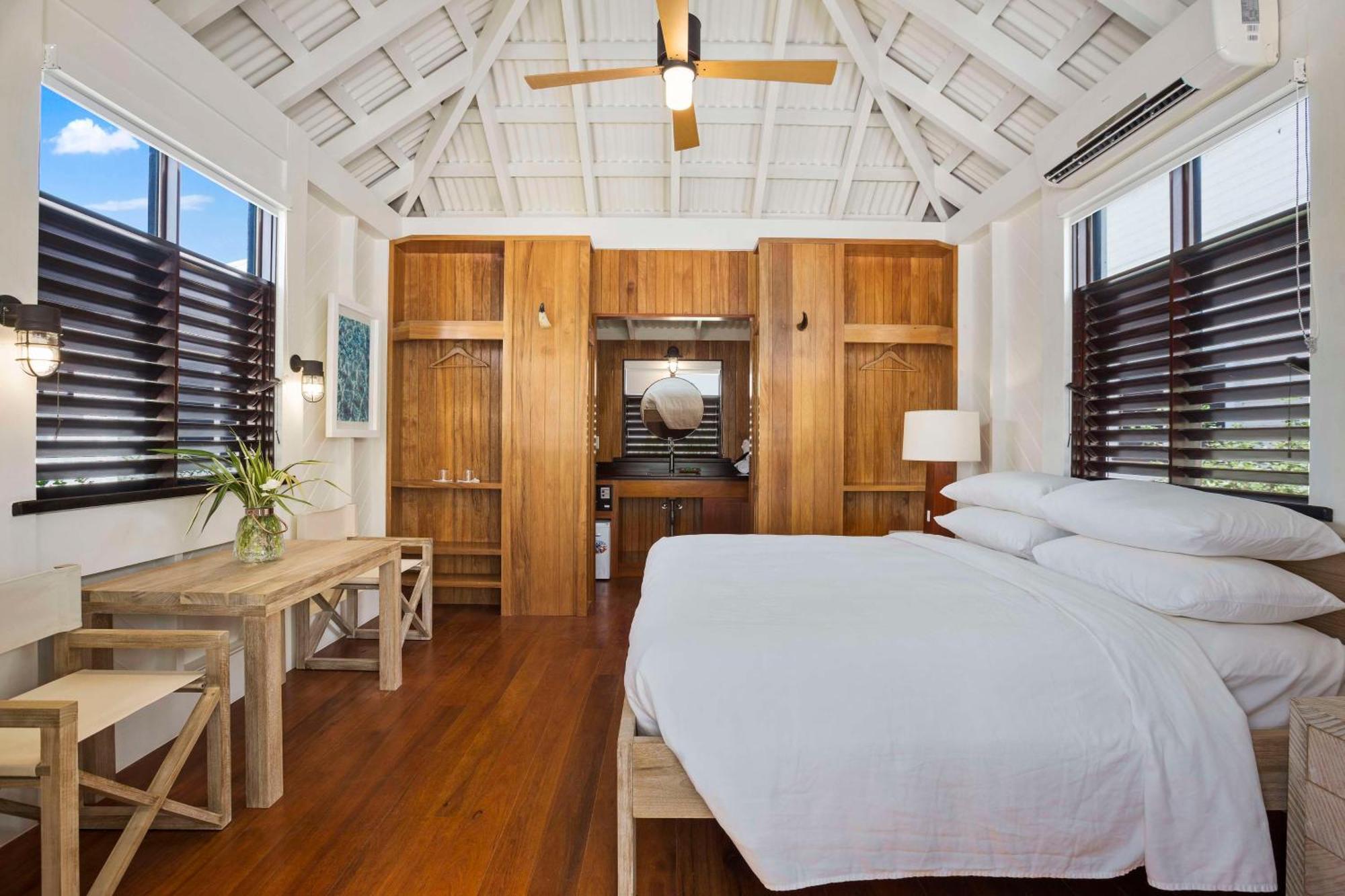 Mahogany Bay Resort And Beach Club, Curio Collection San Pedro  Exterior foto