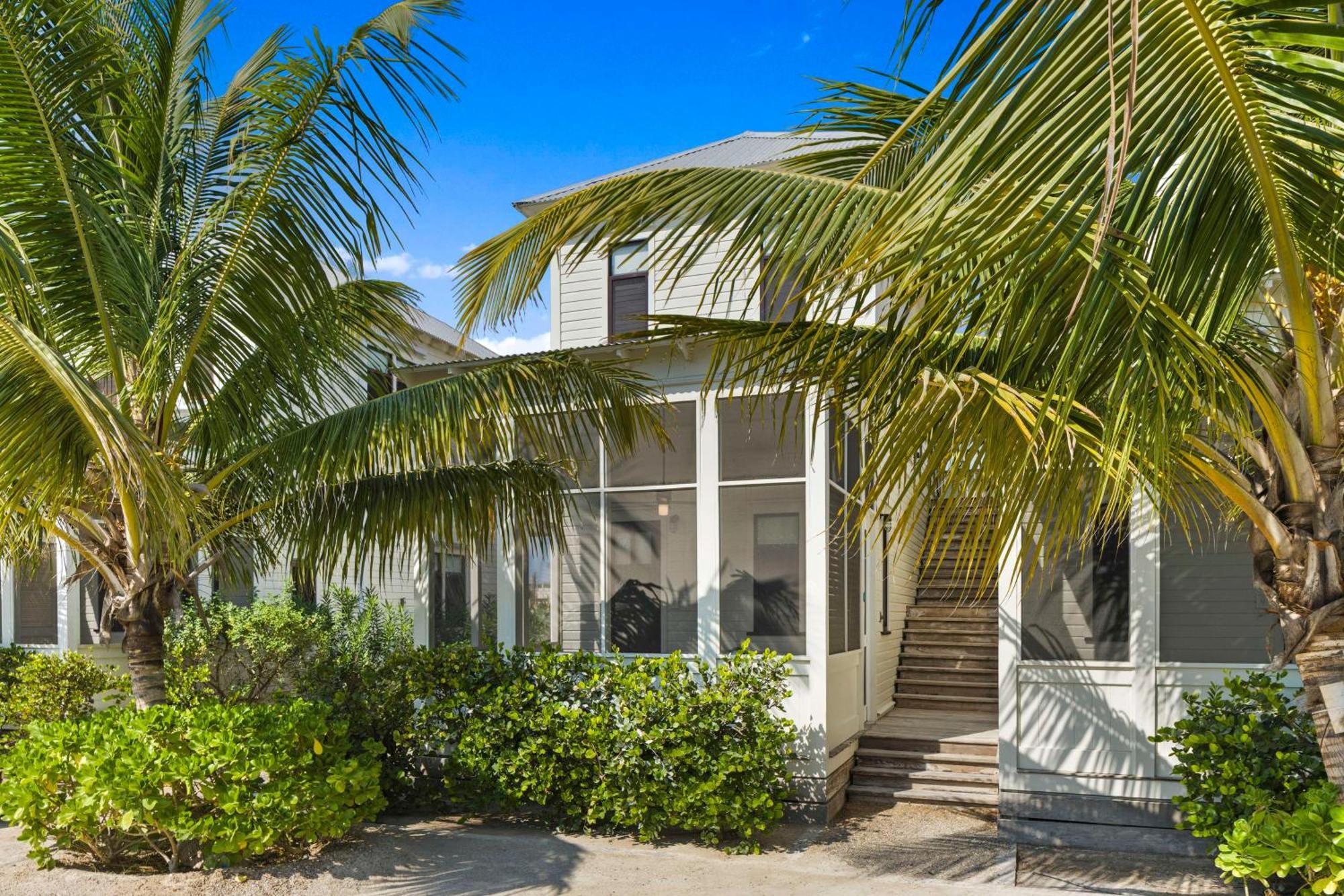 Mahogany Bay Resort And Beach Club, Curio Collection San Pedro  Exterior foto